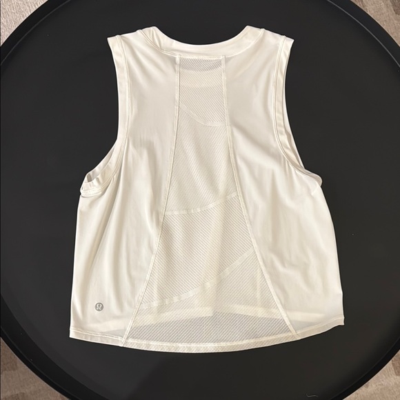 Lululemon Athletica Cream Muscle Tee - Picture 2 of 2